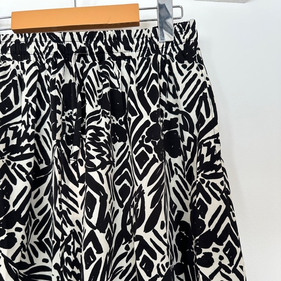 WITSMILE | Floral Pleated Midi Skirt | Elastic Waist Pleated A-Line Midi Skirt N - Picture 3 of 6